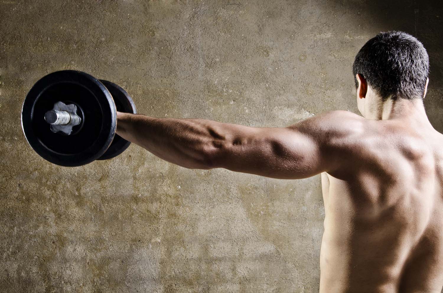 dumbbell_shoulder_exercises.jpg